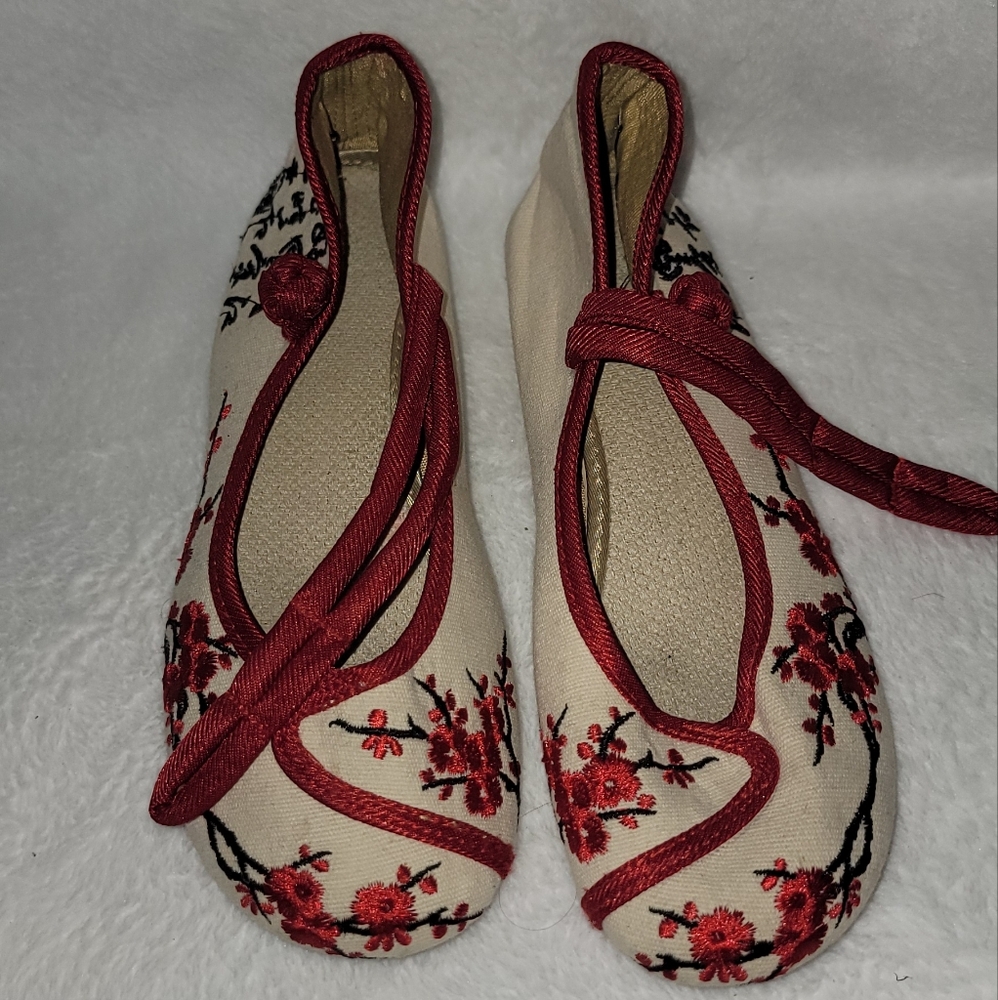 Asian theme shoes